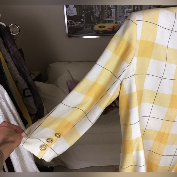 Vintage check blazer with faux pearl and gold buttons - Picture 12 of 15